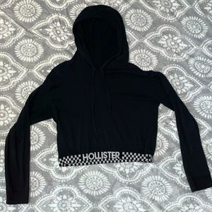 Hollister Checkered Long-Sleeve Cropped Hoodie